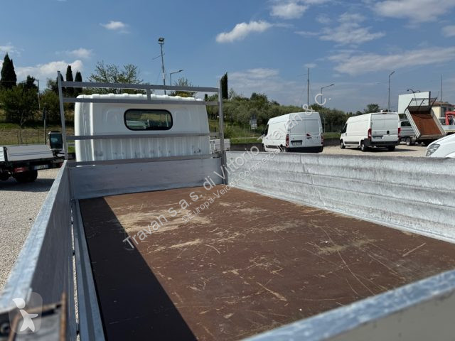 Nissan CASSONE 35 Q  GEMELLATO van