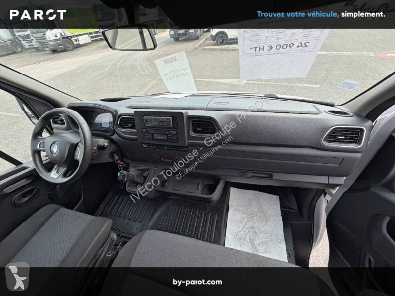 Samochód dostawczy Renault