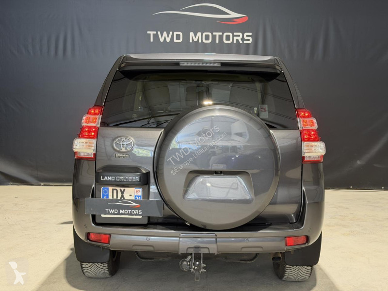 Samochód dostawczy Toyota LAND CRUISER 177 D-4D...
