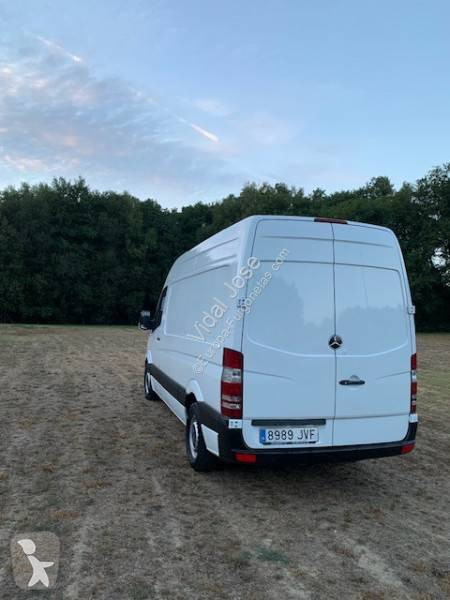 Véhicule utilitaire Mercedes