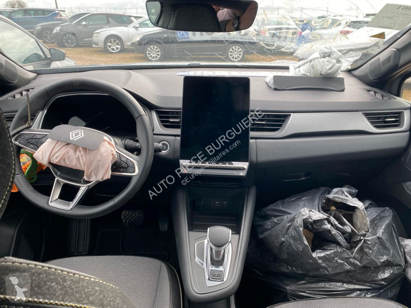 Renault 1.6 e-Tech 145 Techno / HA451 van