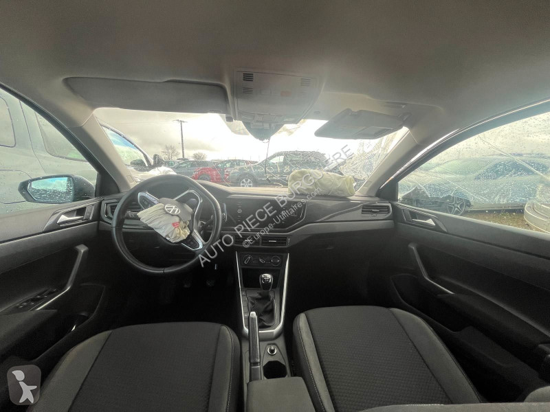 Volkswagen VI 1.0 TSi 95 / GP533 van