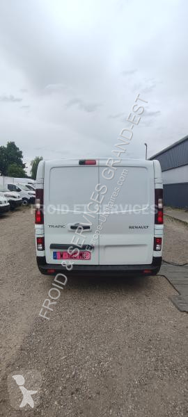Véhicule utilitaire Renault 2,5L DCI 150 CV