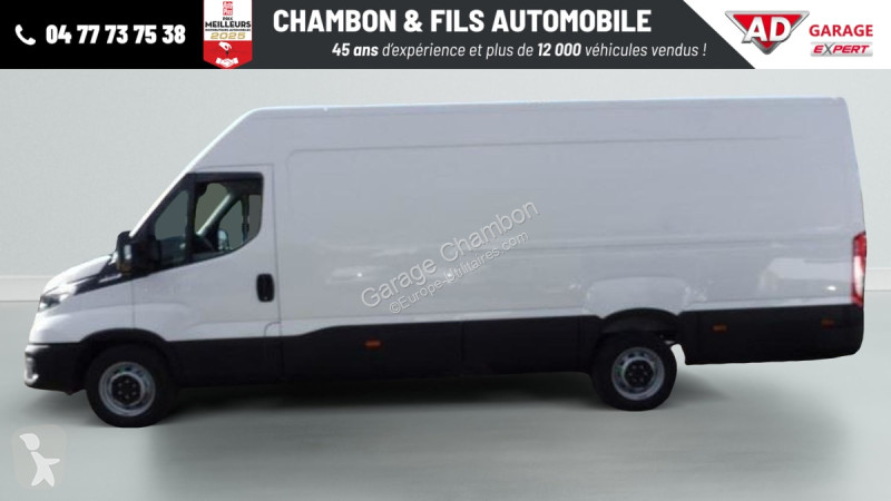عربة نفعية Iveco 35S18 3.0 V16 HI-MATIC H2 180CV