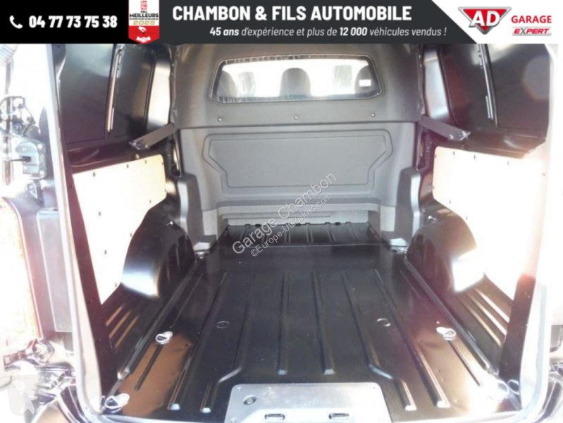 Véhicule utilitaire Peugeot XL 2.2 DIESEL 180CH...