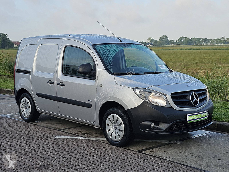 Véhicule utilitaire Mercedes 109 CDI ac EURO6