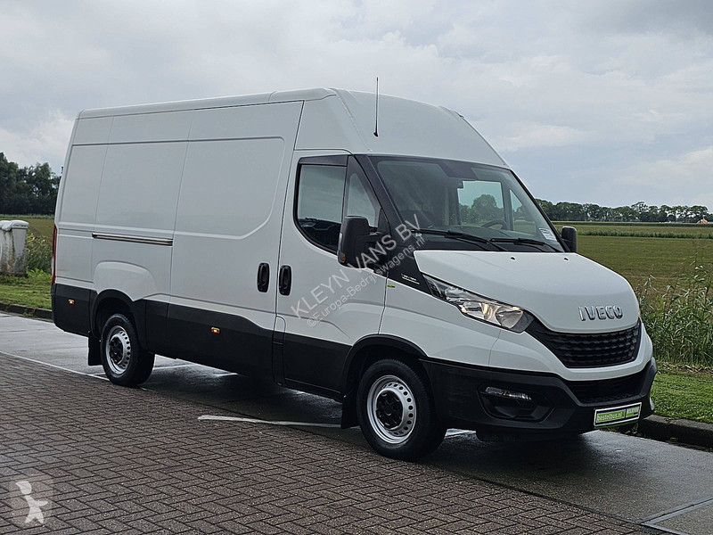Furgoneta Iveco 35 S