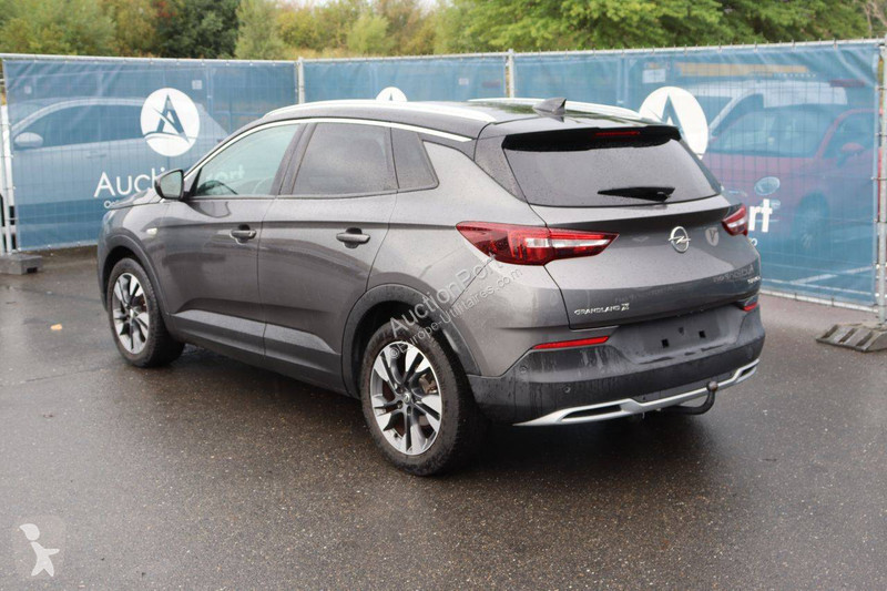 Véhicule utilitaire Opel