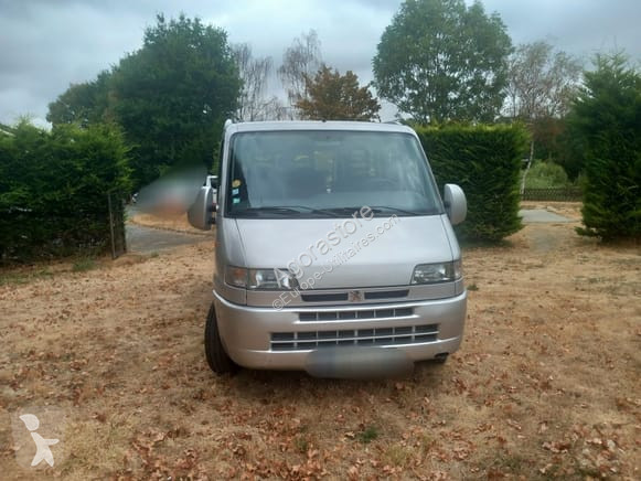 Véhicule utilitaire Peugeot