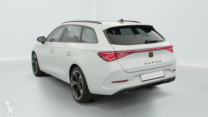 Véhicule utilitaire Cupra  LEON Sportstourer