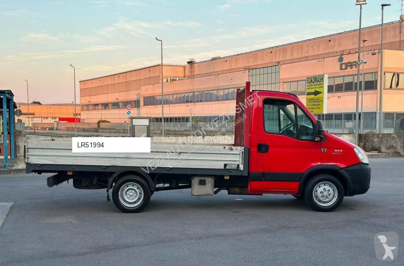 Véhicule utilitaire Iveco Dailly