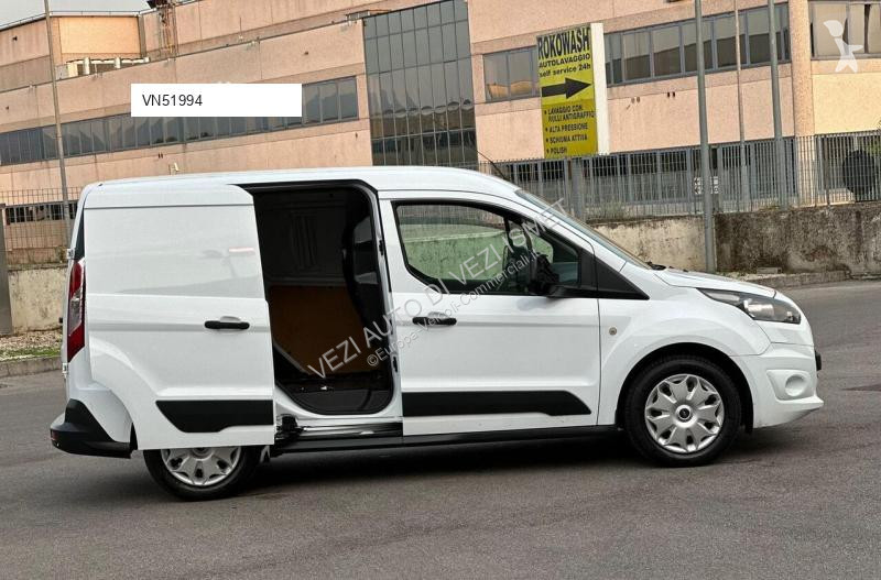 Véhicule utilitaire Ford