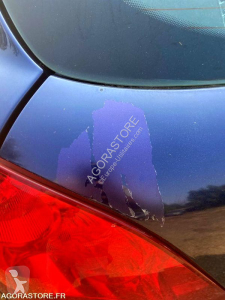 Véhicule utilitaire Peugeot 207