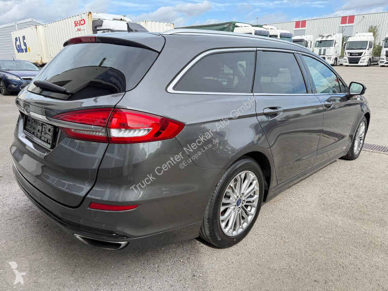 Véhicule utilitaire Ford Turnier Titanium 2.0...