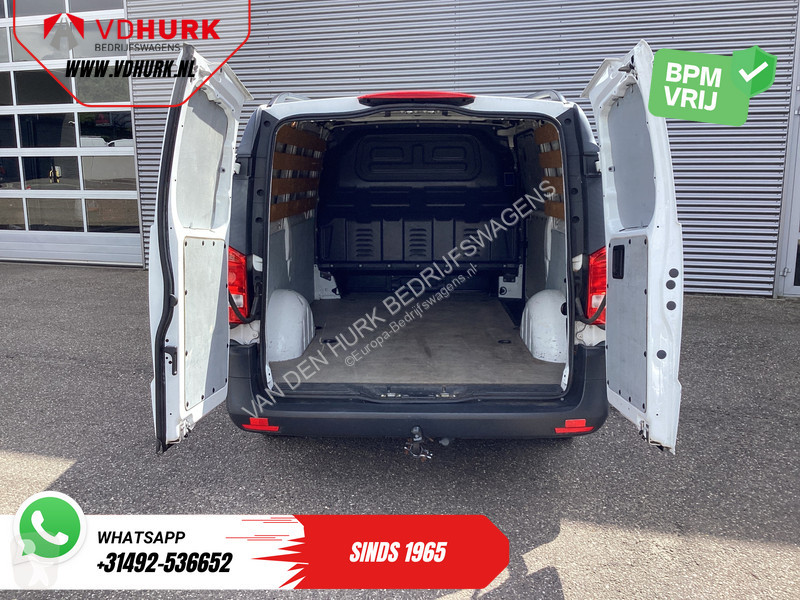 Véhicule utilitaire Mercedes 111 CDI L2 NL...