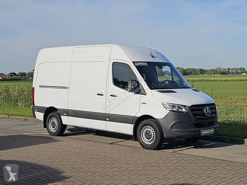 Bedrijfswagen Mercedes 314 L2H2 81 kWh LED