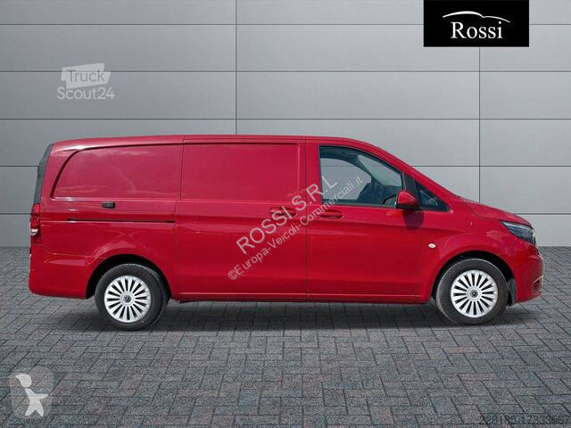 Véhicule utilitaire Mercedes NUOVO VITO 110 F LONG