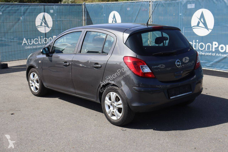 Véhicule utilitaire Opel