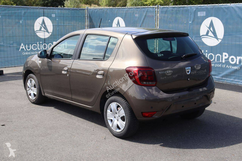 Véhicule utilitaire Dacia