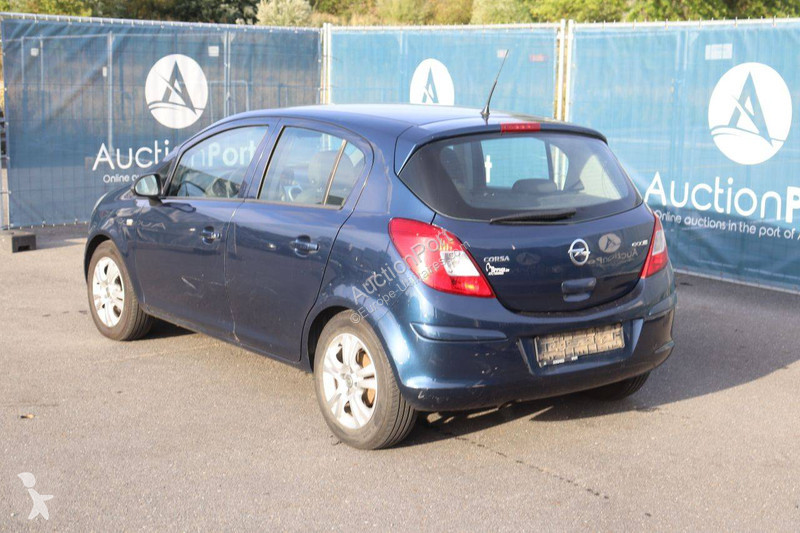 Véhicule utilitaire Opel