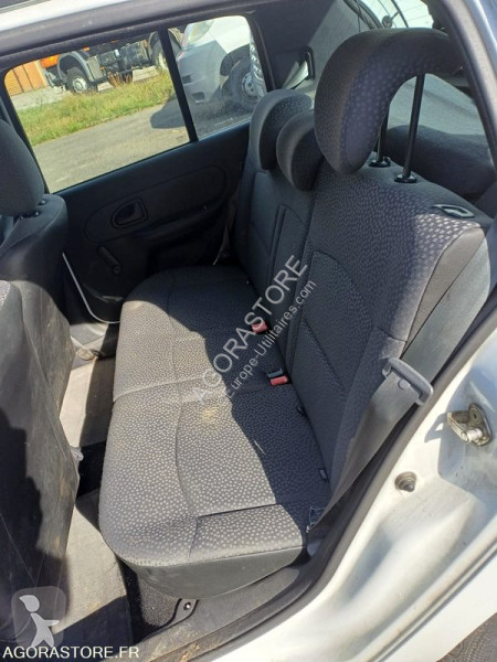 Véhicule utilitaire Renault CLIO