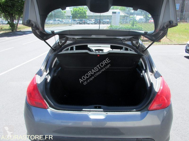 Véhicule utilitaire Peugeot 308