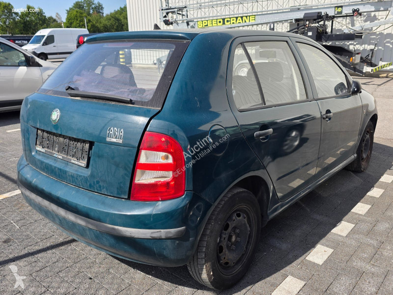 Véhicule utilitaire Skoda fabia