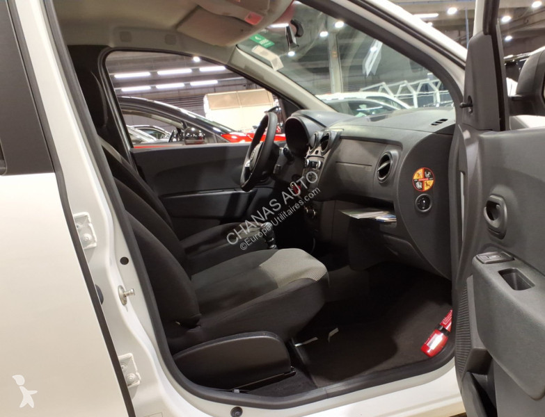 Bedrijfswagen Dacia 1.3 TCe 100 Essentiel 7PL