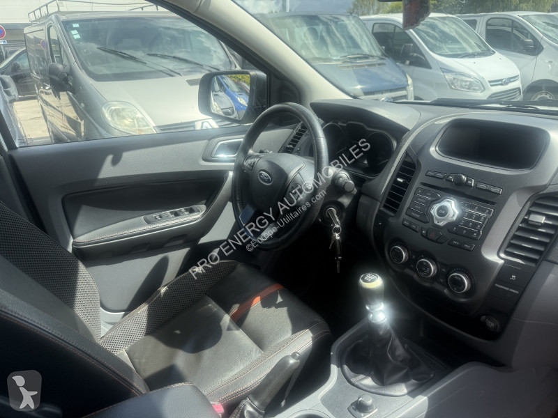 Véhicule utilitaire Ford RANGER 3.2 TDCI 200CH...