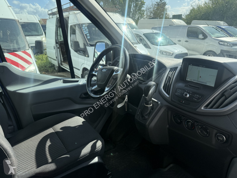 Véhicule utilitaire Ford TRANSIT 2T FG T330...