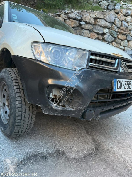 Véhicule utilitaire Mitsubishi