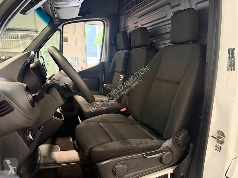 Véhicule utilitaire Mercedes 316 2.2 CDI L2H2...