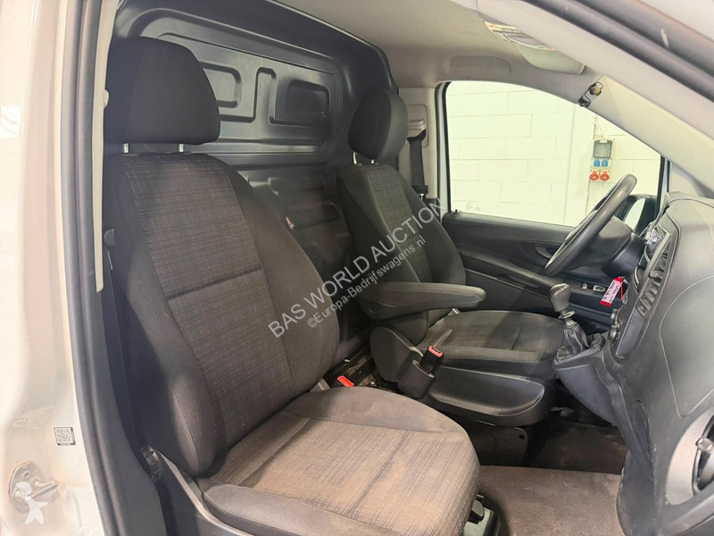 Véhicule utilitaire Mercedes Lang Vito