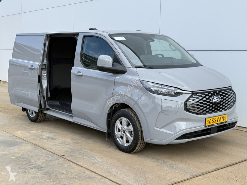 Véhicule utilitaire Ford 65 kWh 218PK...