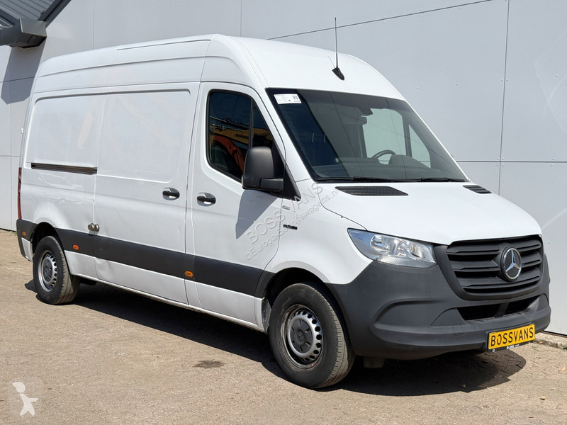 Véhicule utilitaire Mercedes 312 55kWh L2H2...