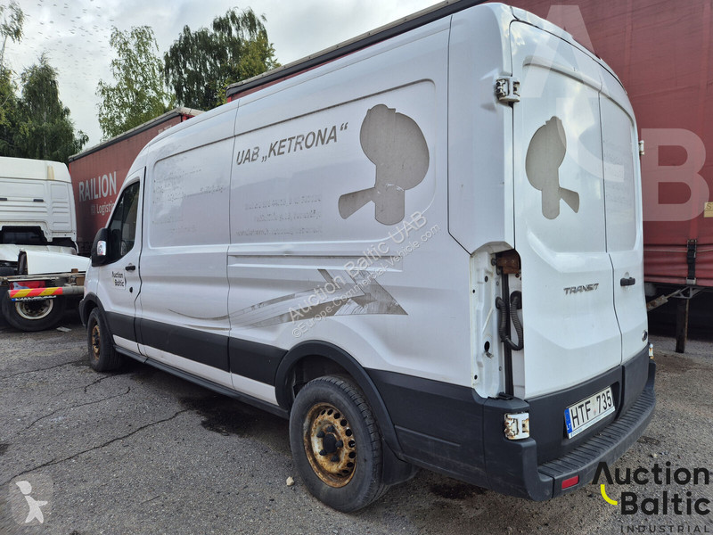 Véhicule utilitaire Ford