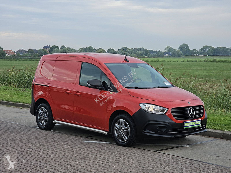 Véhicule utilitaire Mercedes 108 CDI ac EURO6