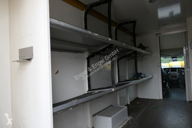 Véhicule utilitaire Iveco Daily 35 S11 C30C...