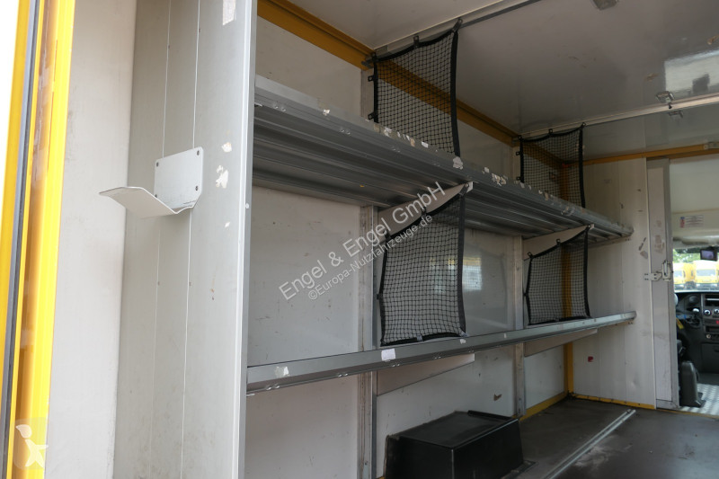 Véhicule utilitaire Iveco Daily 35 S11 C30C...