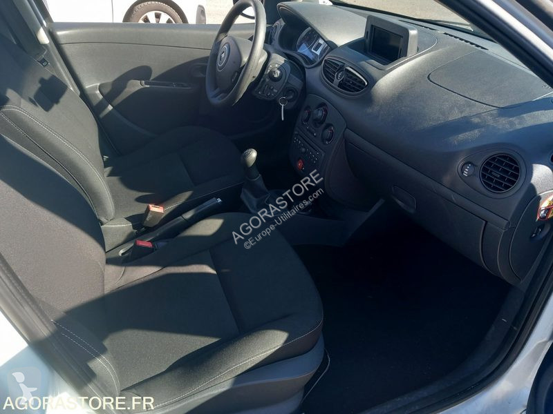 Véhicule utilitaire Renault CLIO