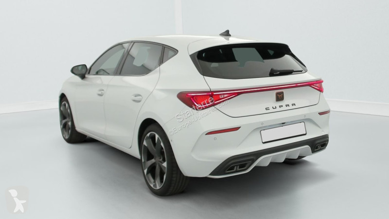 Véhicule utilitaire Cupra  LEON
