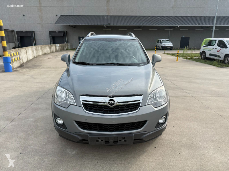 Лекотоварен автомобил Opel antara
