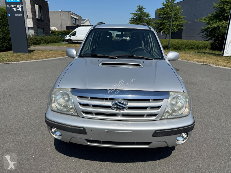 Véhicule utilitaire Suzuki grand vitara