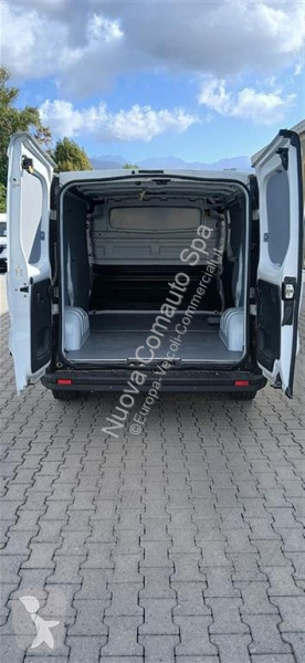 Veículo utilitário Renault IV