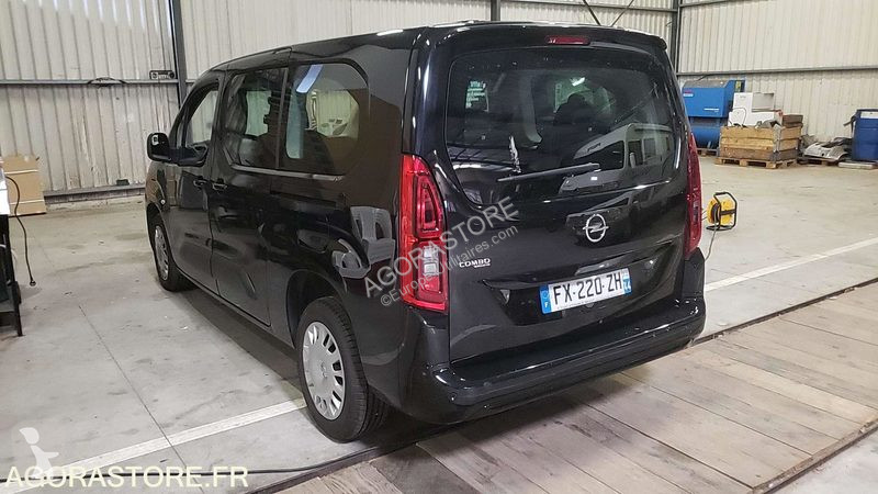 Véhicule utilitaire Opel COMBO