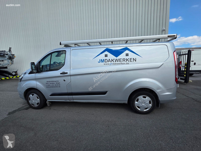 Комерційні автомобілі Ford transit