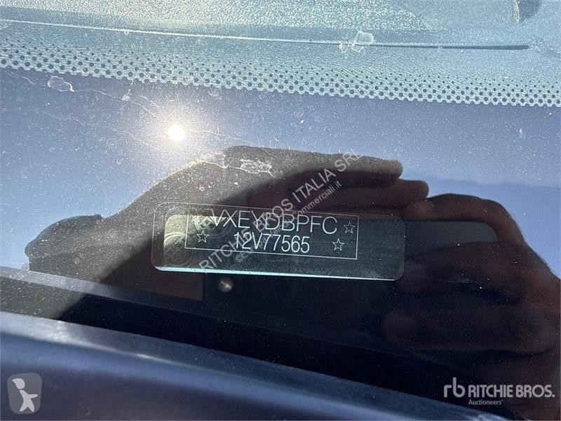 Комерційні автомобілі Opel 2.2