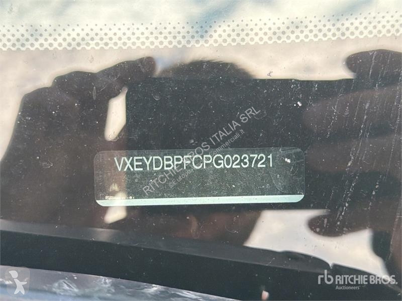 Véhicule utilitaire Opel 2.2