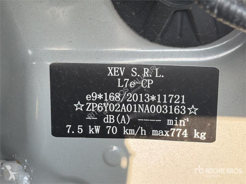 Лекотоварен автомобил  XEV Yoyo