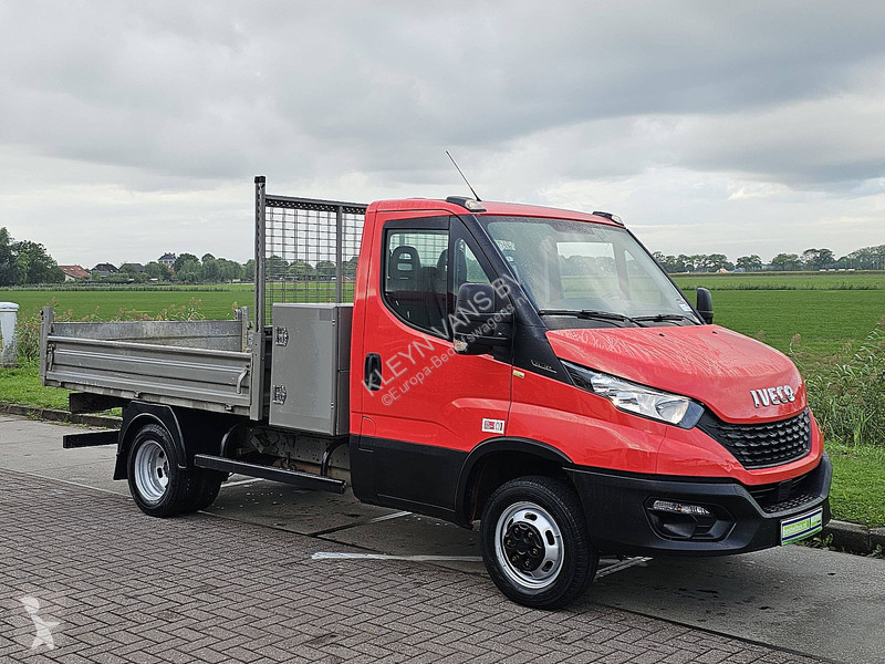 Лекотоварен автомобил Iveco 35C12 Kipper Kist...
